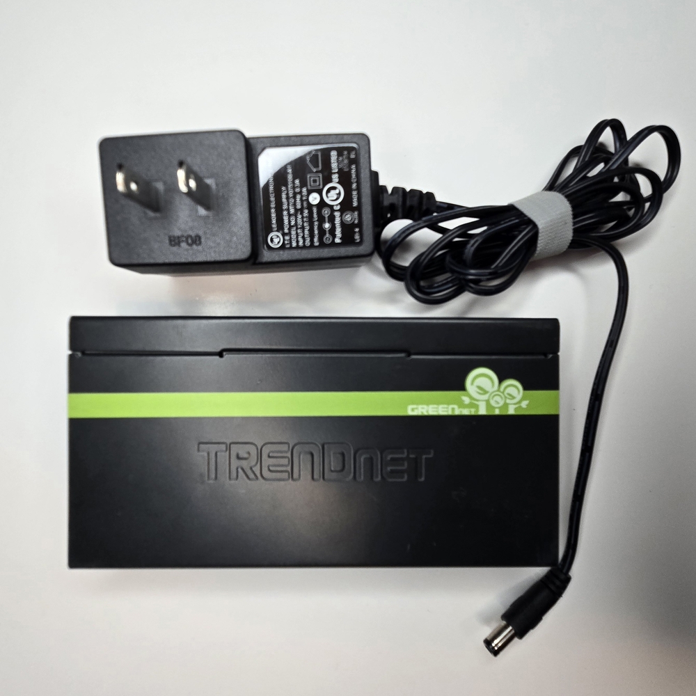 TRENDnet GreenNet TE100-S80g 8-Port Fast Ethernet Switch 10/100 Mbps